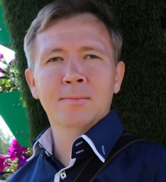 Максим Столяров