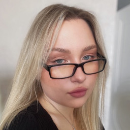 Анна Сбитнева