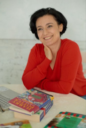 Елена Коновалова