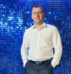 Константин Захаров
