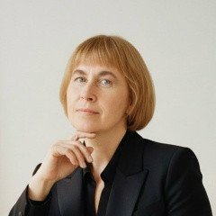 Елена Попова