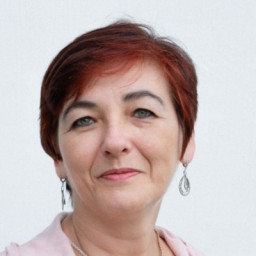 Лариса Сандак